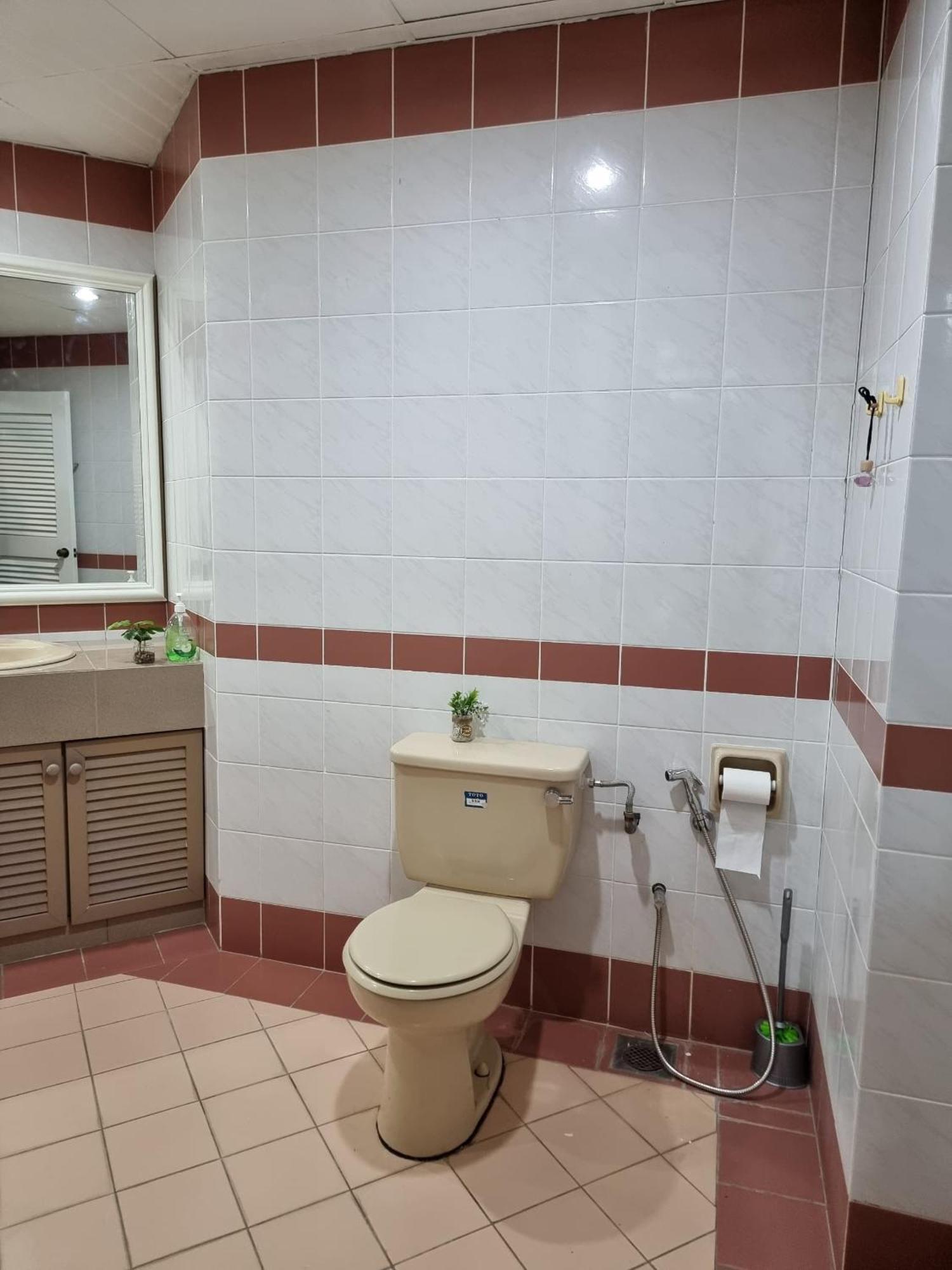 Cozzzy Hut Riverbank Suites Kuching With Spectacular River View Exterior foto