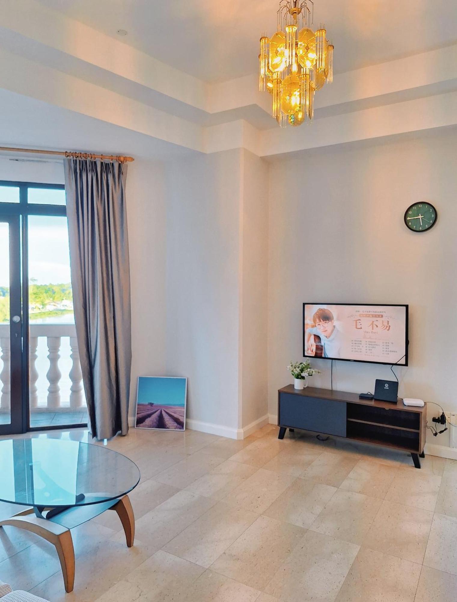 Cozzzy Hut Riverbank Suites Kuching With Spectacular River View Exterior foto