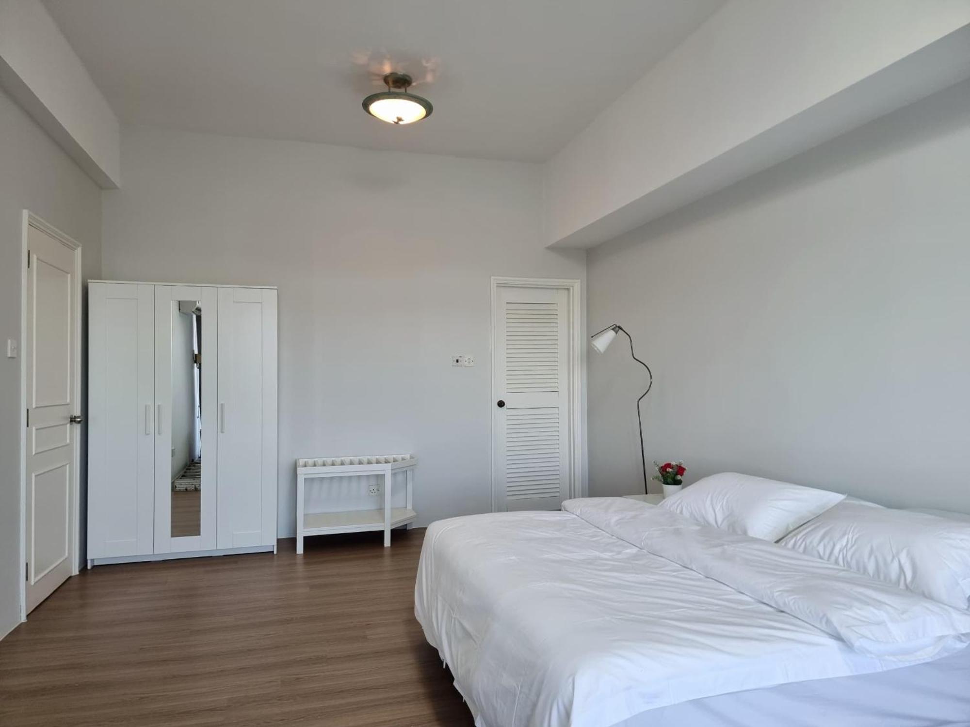 Cozzzy Hut Riverbank Suites Kuching With Spectacular River View Exterior foto